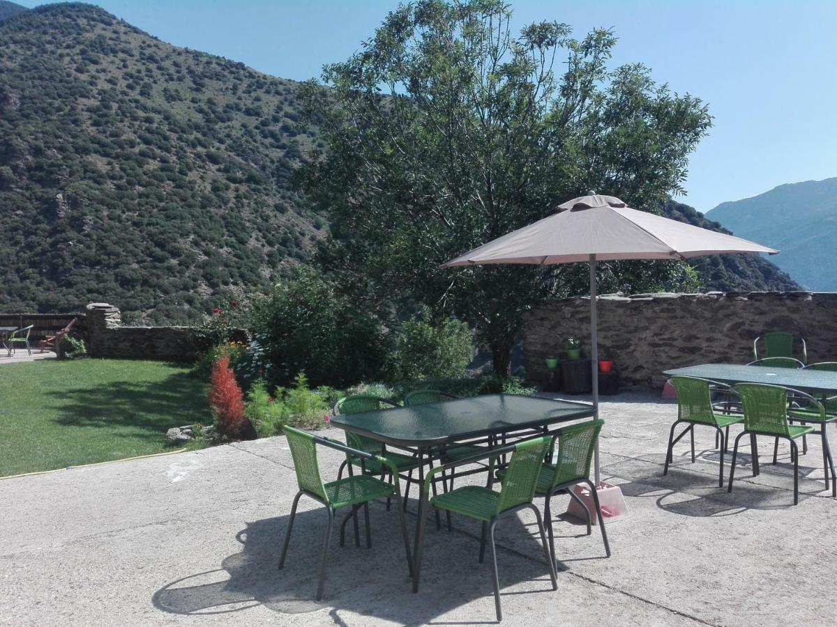 Refugi Casa Canelo Rodes エクステリア 写真