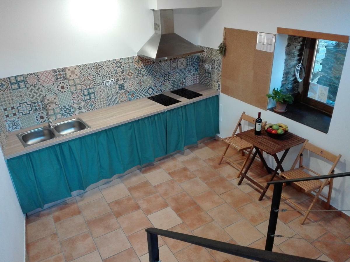 Refugi Casa Canelo Rodes エクステリア 写真